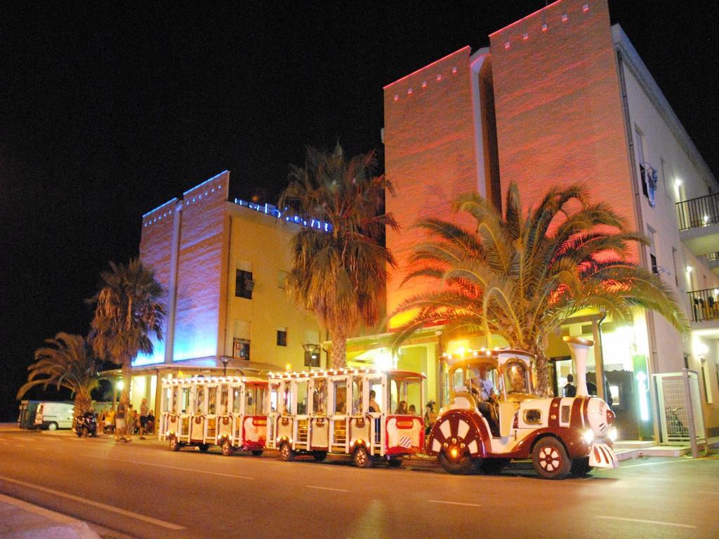 Aloha Park Hotel Campomarino  Eksteriør bilde