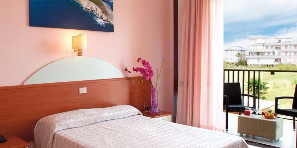Aloha Park Hotel Campomarino  Eksteriør bilde