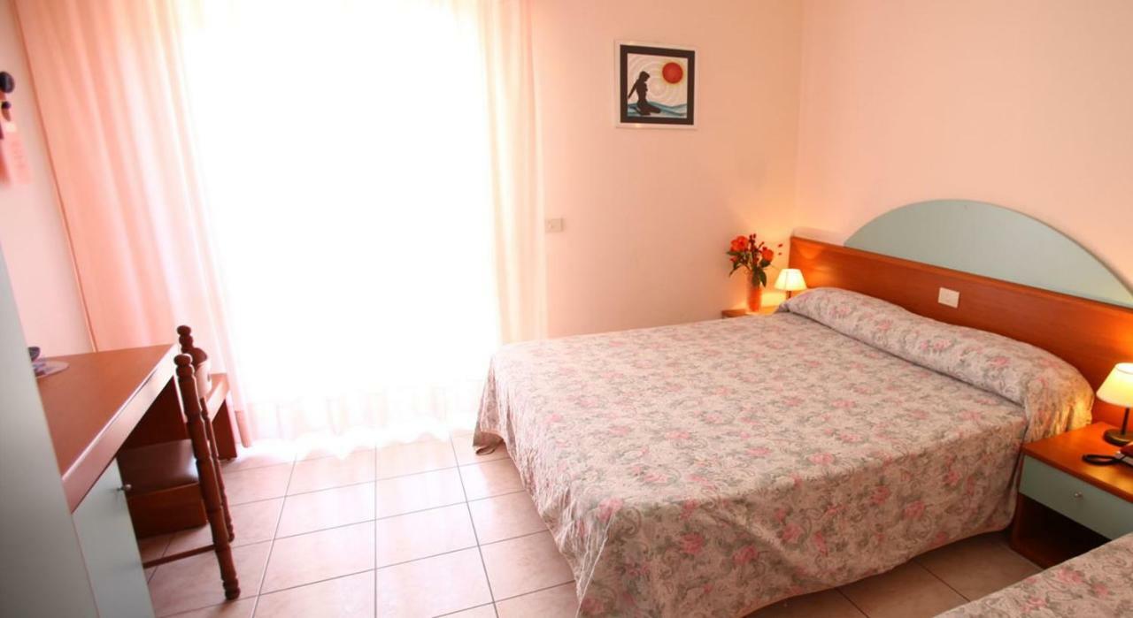 Aloha Park Hotel Campomarino  Eksteriør bilde